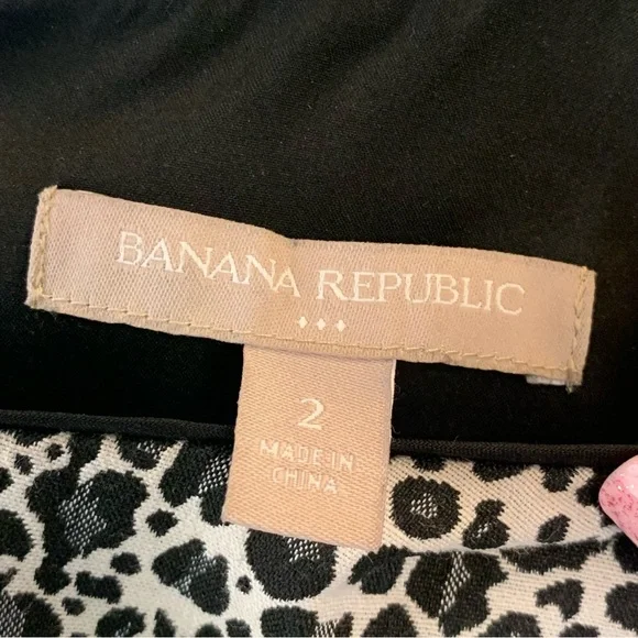 Banana Republic Black White Animal Print Half Sleeve Fitted Dress Women’s Size 2 - Picture 2 of 7